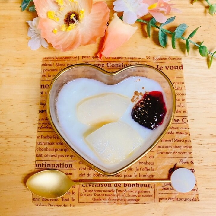 梨とジャムのヨーグルト✧˖°